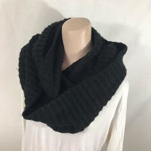 Merona black acrylic knitted scarf